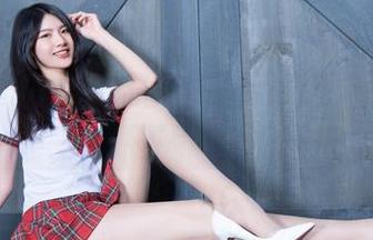 Beautyleg - Jasmine白丝合集，下载再说，兜里钱不够？那就忍一忍！