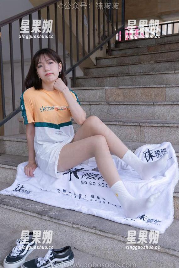 BoBoSocks袜啵啵 - 图集更新警报:焦糖的薄白丝(脚尖加固款),坐等评论区的神预言爆发!-星果朔 BoBoSocks袜啵啵 - 图集更新警报:焦糖的薄白丝(脚尖加固款),坐等评论区的神预言爆发!-星果朔