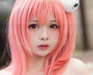 听说过NezukoApron的魔力吗？Hachi小芭和她的合集让你难以忘怀的cos体验。