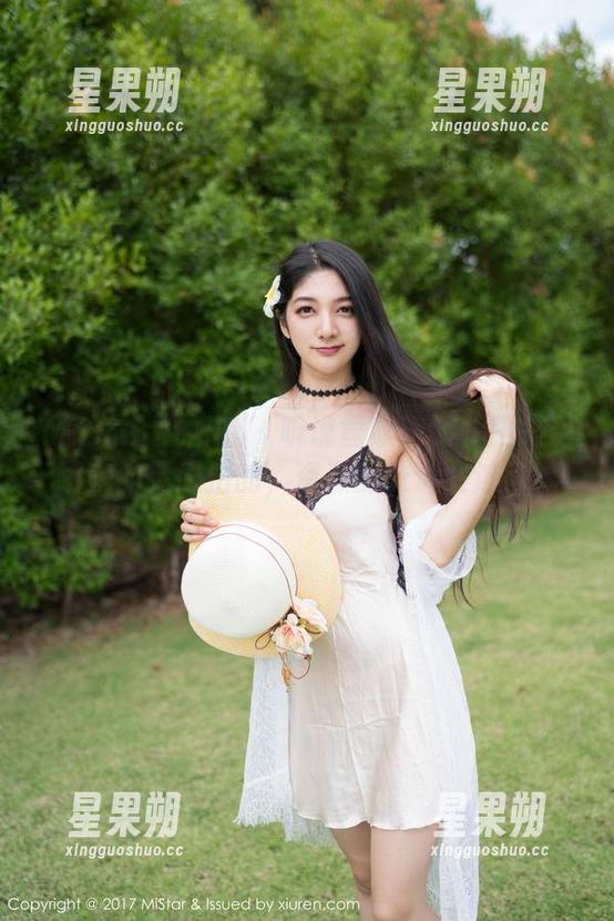 MiStar魅妍社 - 听说黄歆苑的礼服是用哪来的灵感拍的,资源的味道太浓了!-星果朔 MiStar魅妍社 - 听说黄歆苑的礼服是用哪来的灵感拍的,资源的味道太浓了!-星果朔