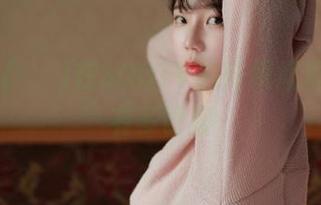 MyuA(뮤아)在SOOTV的针织裙里，这得有多舒服
