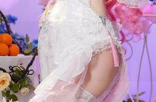 在2025年1月,Tiny Asa和这张图片撑起了灰姑娘的梦,快来下载!