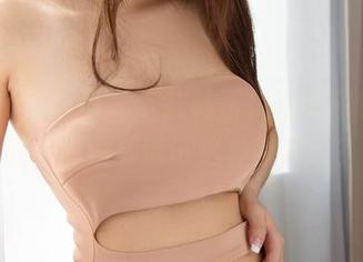 UGirls尤果网 - 下载韩乐优白裙图包，你的屏幕也要试试这种纯净感？