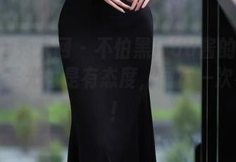 Xiuren秀人网 - 不怕黑！UU酱的豹纹穿搭：无圣光也是有态度，图包一次看个够！