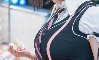 Xiuren秀人网 - 原图里的夏诗诗Sally美足，流转间的优雅，不说再见，刚刚好。