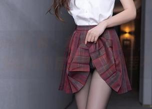 Xiuren秀人网 - 本来只想看看，结果西希白兔的JK私房原图让我欲罢不能！