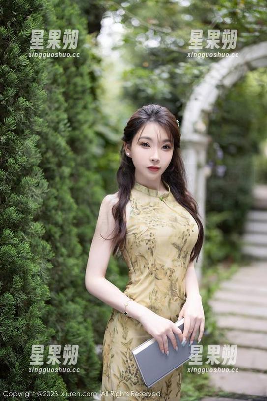Xiuren秀人网 - 看陆萱萱cecillia在旗袍里的样子,简直就像走出了古典画卷,美图等着分享,忍不住多看几眼。-星果朔 Xiuren秀人网 - 看陆萱萱cecillia在旗袍里的样子,简直就像走出了古典画卷,美图等着分享,忍不住多看几眼。-星果朔