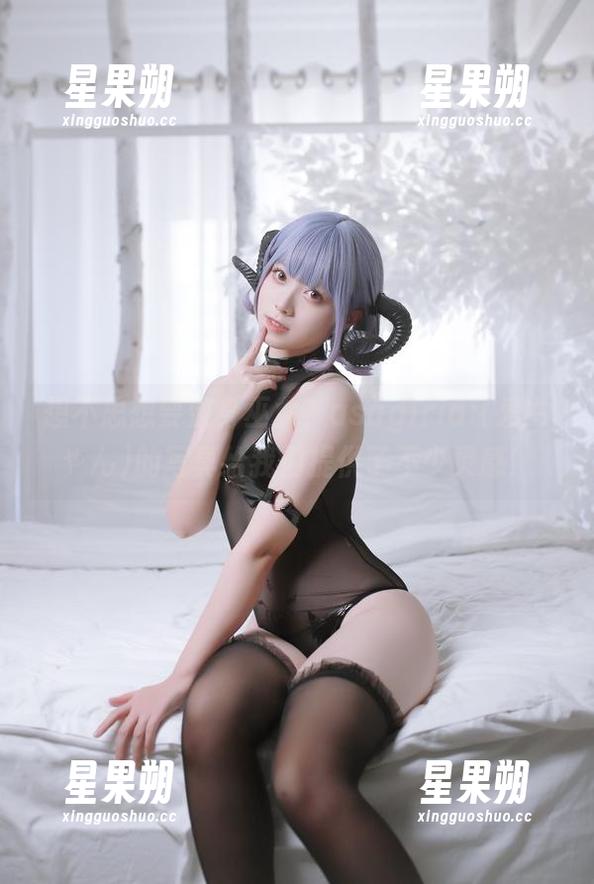 想不思想要变身巫女？asagiriai(爱ちゃん)的写真给我们提供了不少灵感！-星果朔