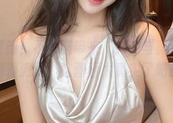 紧急更新！不呆猫带来“抖娘与獒犬”的海滩派对，这画面太真实了吧！