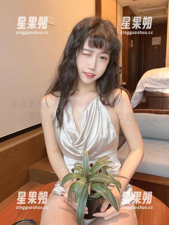 紧急更新!不呆猫带来“抖娘与獒犬”的海滩派对,这画面太真实了吧!-星果朔 紧急更新!不呆猫带来“抖娘与獒犬”的海滩派对,这画面太真实了吧!-星果朔