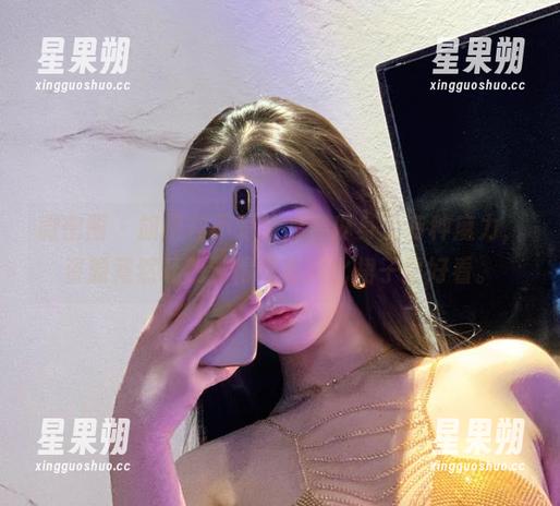 微密圈 - 旗袍在不爱笑的赛琳身上有种魔力,资源竟然让我觉得这衣服比裙子更好看。-星果朔 微密圈 - 旗袍在不爱笑的赛琳身上有种魔力,资源竟然让我觉得这衣服比裙子更好看。-星果朔