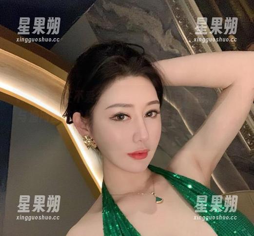 微密圈 - 在不爱笑的赛琳的高清写真里,西服与渔网丝袜的相遇居然成了最佳搭档,光影交错好有趣!-星果朔 微密圈 - 在不爱笑的赛琳的高清写真里,西服与渔网丝袜的相遇居然成了最佳搭档,光影交错好有趣!-星果朔