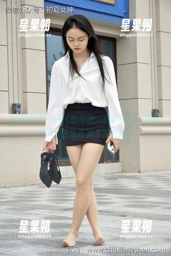 初夏女神 - 环环的校服:精选出品,原图上线,谁说校服不能性感?-星果朔 初夏女神 - 环环的校服:精选出品,原图上线,谁说校服不能性感?-星果朔