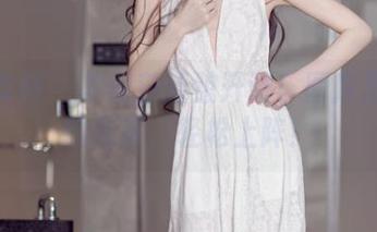 头条女神 - 李丽莎新馆开张！图库里的爱的箴言，轻松上阵！