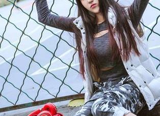 头条女神 - 全套写真撩人的不知火舞，玄子这次是个女神吗？