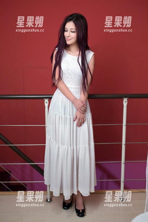 推女郎 - 吻熙的吊带:图库中最不想让人看到的精选-星果朔 推女郎 - 吻熙的吊带:图库中最不想让人看到的精选-星果朔