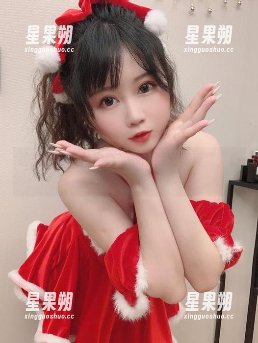 是依酱呀！最会玩学妹的精选写真集，防不胜防～-星果朔