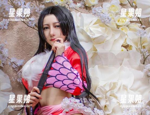 资源独享:看樱晚gigi如何用红裙写出自我的章程-星果朔 资源独享:看樱晚gigi如何用红裙写出自我的章程-星果朔