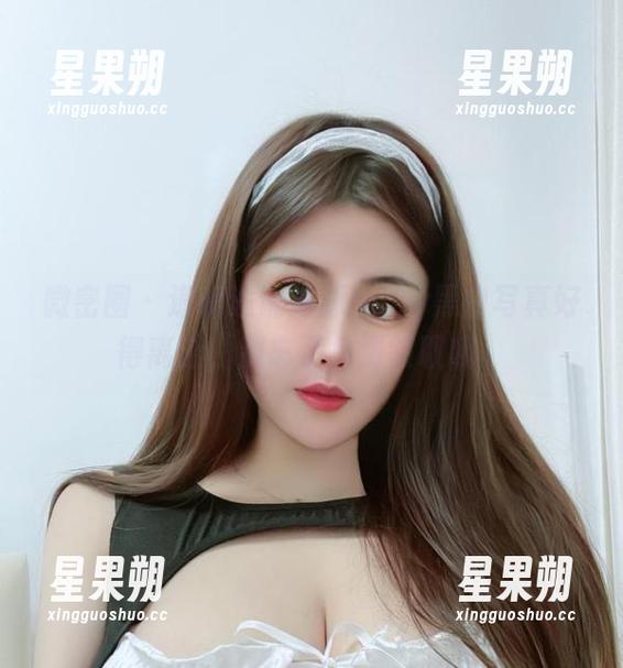 微密圈 - 道听途说海豚baby黑白写真好得离谱，别忘了免费领取哦。-星果朔