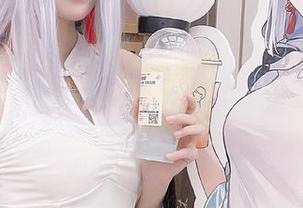 炸酱沐沐的黑太子：看似高冷，实际上是个呆萌