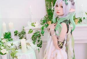 不谈成绩，先聊聊“爆机少女喵小吉”的教室，原图和精选给了我新视角。