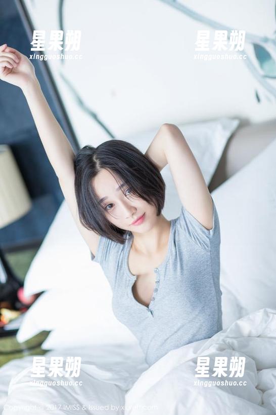 爱蜜社 - 这波妤薇Vivian水手服合集，真心想把所有壁纸都贴满我的房间，荒唐又可爱！-星果朔