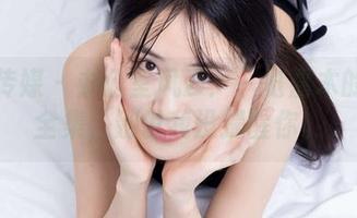 物恋传媒 - 办公室风云：一览嘉木的秘书全集，别说我没提醒你。