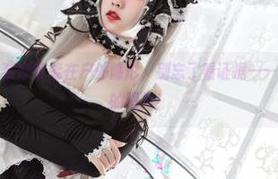 小心！猫田圣奈奈可能在户外隐形，别忘了看证据——盘子里的好吃的图片！