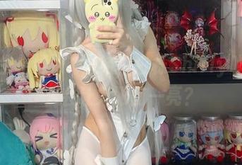 “桐生桔梗A”集结，白栎Shirly咋就那么会让人眼前一亮？