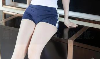 秀人网 - Miko酱的美，原图呈现的镂空感：不愧是让人分心的壁纸。
