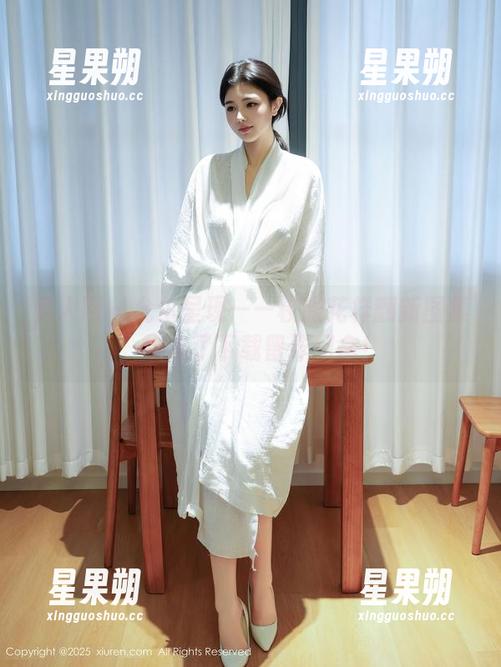 秀人网 - 允尔呈现——校服花样翻新图集,别忘了下载留作纪念!-星果朔 秀人网 - 允尔呈现——校服花样翻新图集,别忘了下载留作纪念!-星果朔