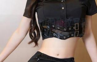 秀人网 - 晚苏susu的豹纹写真，仿佛让我看到新的收藏盲点