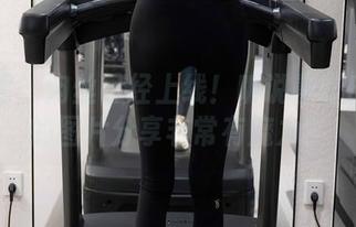 秀人网 - 肉丝已经上线！听说熊吖BOBO的图片分享非常有魔力？