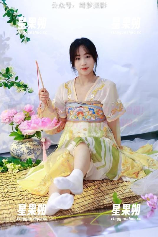 绮梦摄影 - 教室没你们想象中那么单调!娅轩带来全新图片,资源量满满的。-星果朔 绮梦摄影 - 教室没你们想象中那么单调!娅轩带来全新图片,资源量满满的。-星果朔