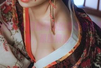 人间尤物：自闭颜球球的邻家老婆写真现场，原图展出！