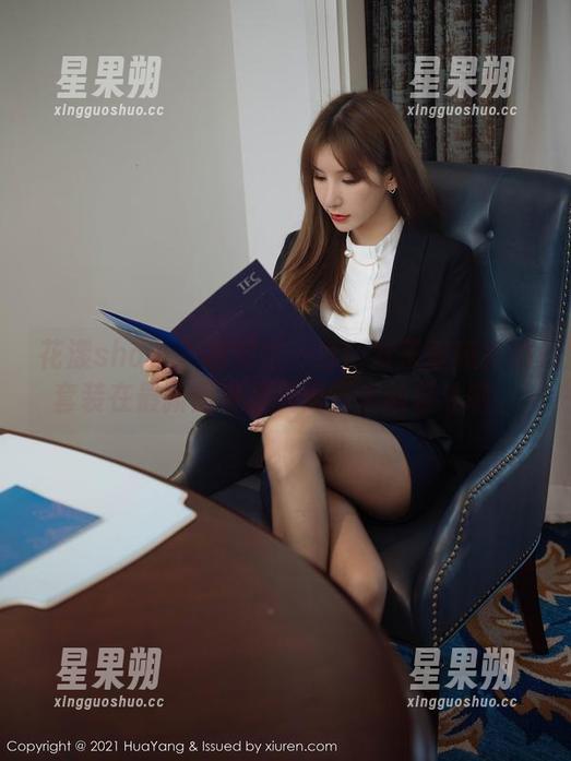 花漾show - 瞧她这一身!方子萱和她的套装在最新图库里又闪耀出新分寸啦。-星果朔 花漾show - 瞧她这一身!方子萱和她的套装在最新图库里又闪耀出新分寸啦。-星果朔