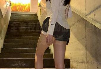 微密圈 - 全套校园式的甜蜜：与轩子巨2兔邂逅