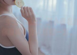 轰趴猫 - 女王也疯狂：苏小暖私拍图集让你瞧瞧不为人知的一面。