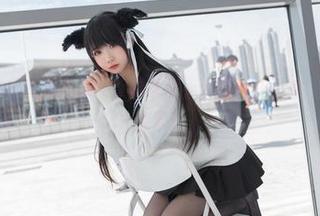 雪琪SAMA的校服图集：上课认真，下课秒变女神，原图在此请查收！
