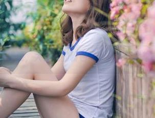 青豆客 - 意外发现，大安妮的粉色写真，挑战我想象力的极限？